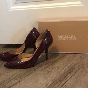 MICHAEL KORS Nathalie Flex High Pump heels